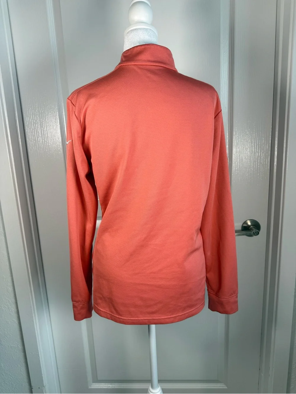 Nike Coral-Orange Half-Zip Performance Pullover size M (065)